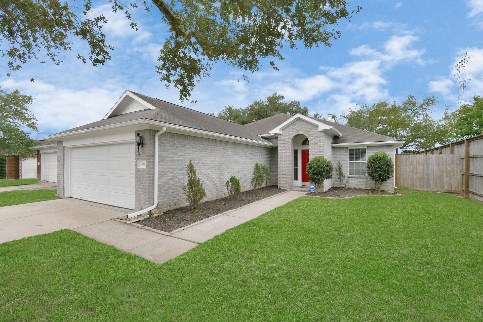 5102 Chase Park Court, Bacliff, TX 77518 5102 Chase Park Court, Bacliff, TX 77518