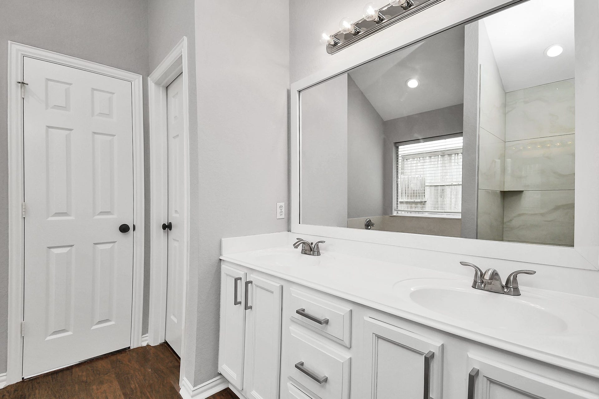 5102 Chase Park Court, Bacliff, TX 77518 5102 Chase Park Court, Bacliff, TX 77518