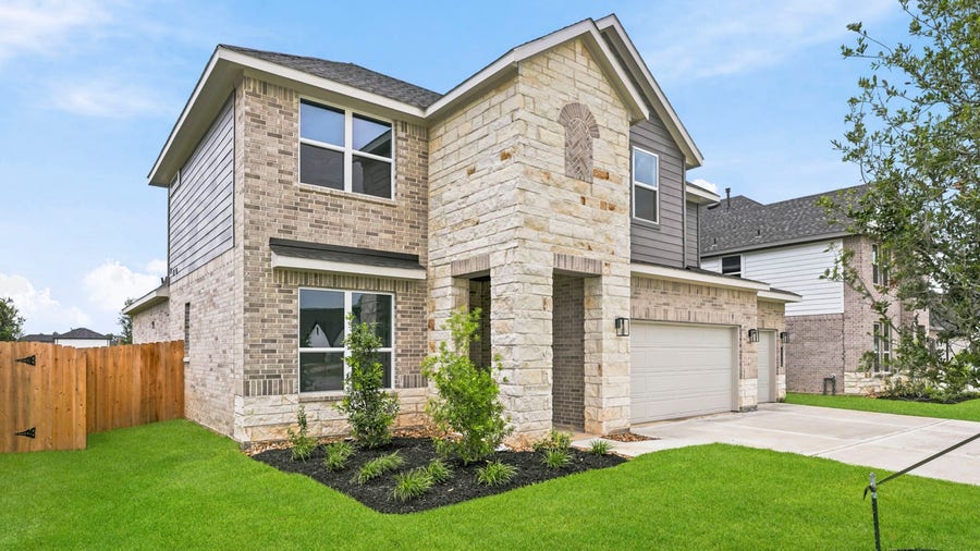 Property photo for 1112 Skyline Trails Avenue, Conroe, TX