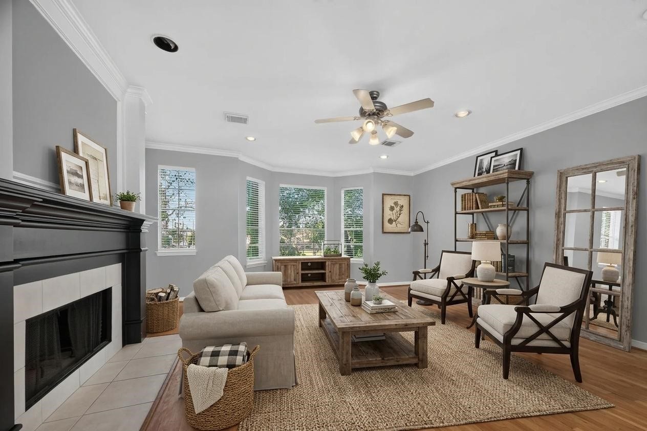 1319 Oneil Street, Houston, TX 77019 Virtually staged Living area