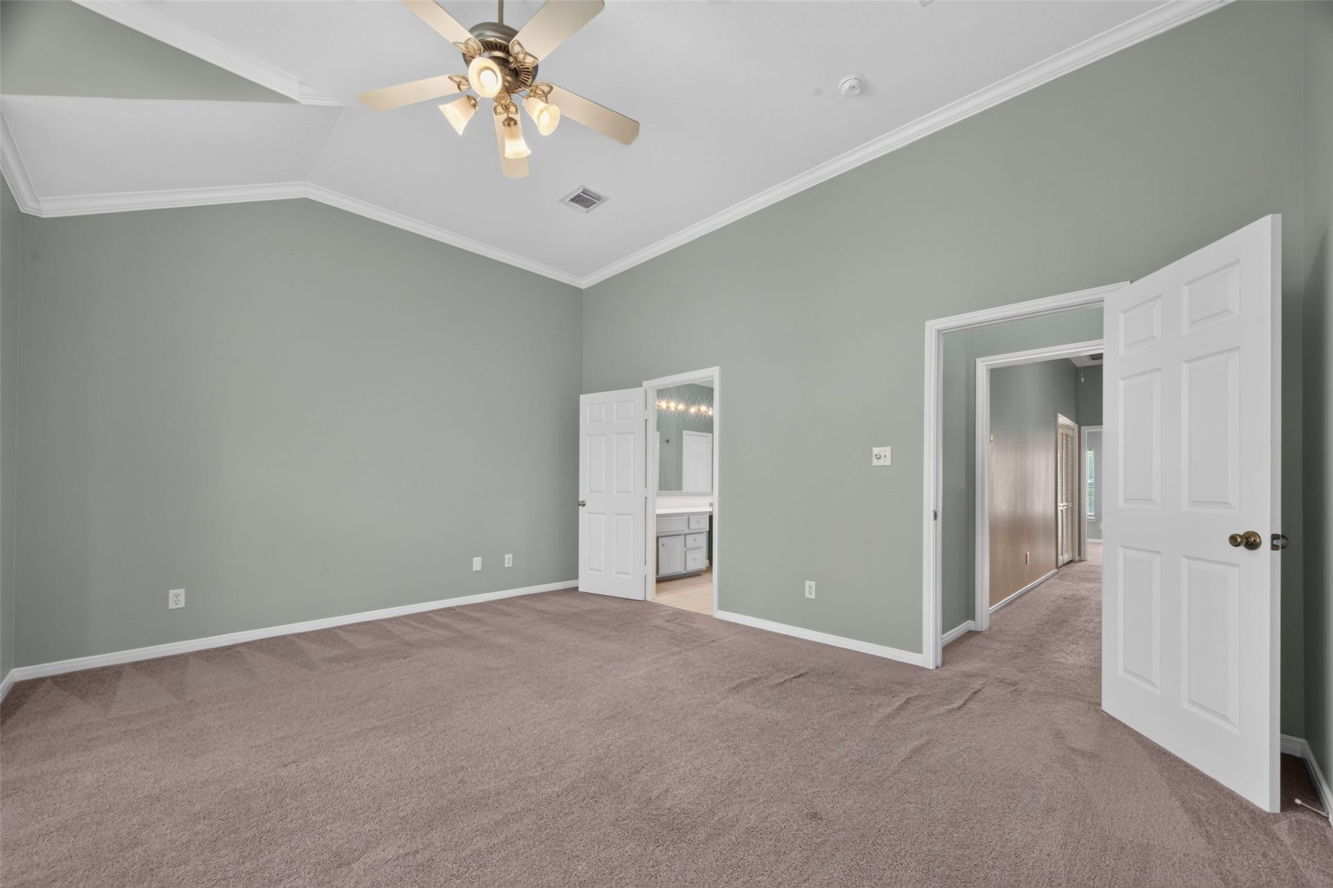 1319 Oneil Street, Houston, TX 77019 1319 Oneil Street, Houston, TX 77019