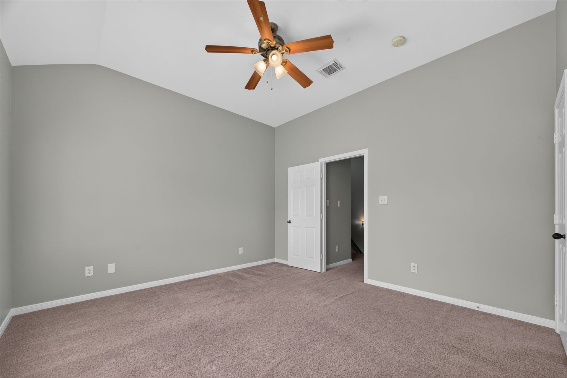 1319 Oneil Street, Houston, TX 77019 1319 Oneil Street, Houston, TX 77019