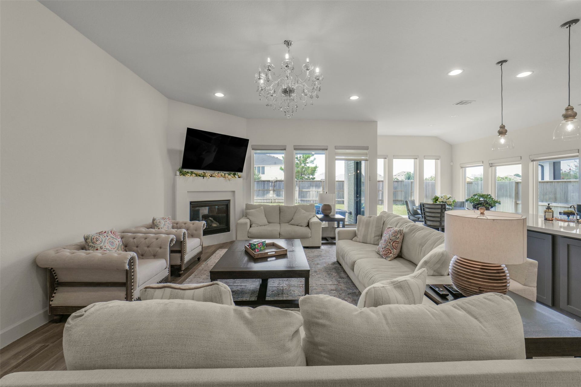 Open concept living area ideal for entertaining.