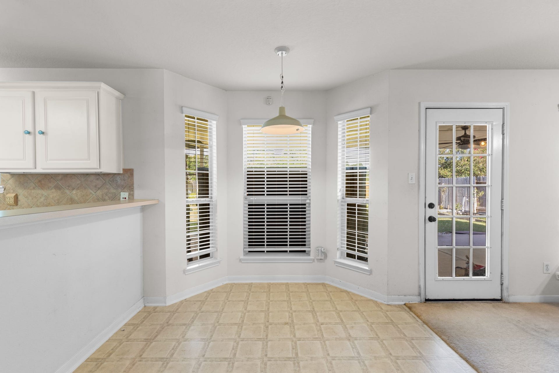 19327 Cloud Peak Drive, Tomball, TX 77377 19327 Cloud Peak Drive, Tomball, TX 77377