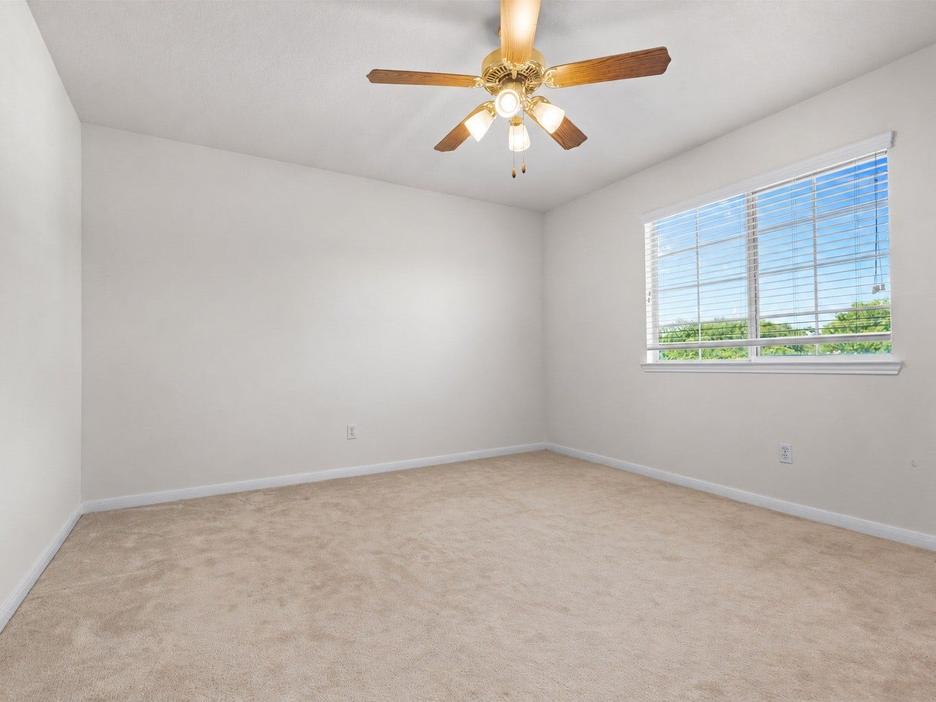 19327 Cloud Peak Drive, Tomball, TX 77377 19327 Cloud Peak Drive, Tomball, TX 77377
