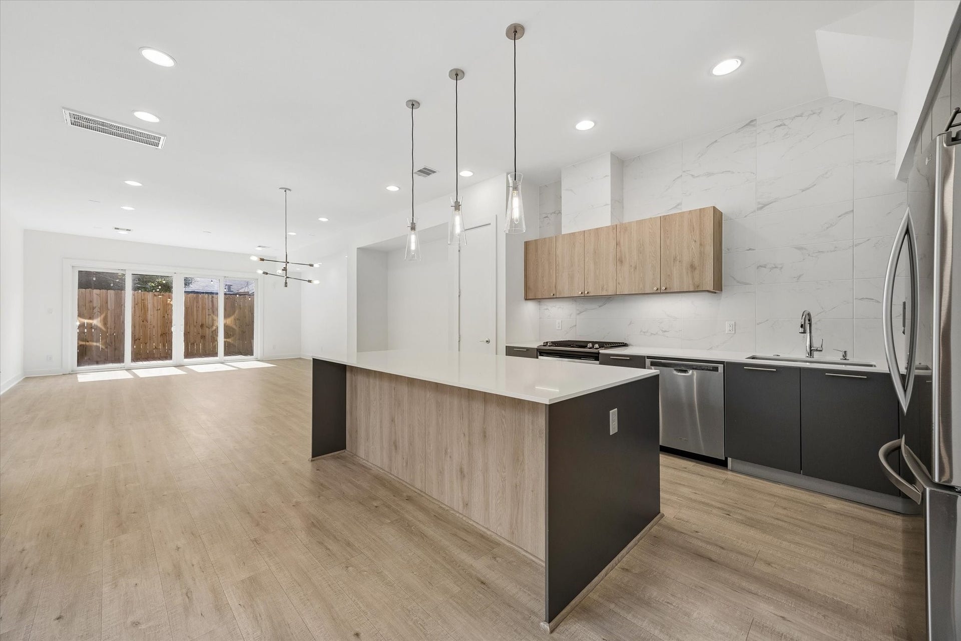 1111 Louise Street, Houston, TX 77009 1111 Louise Street, Houston, TX 77009