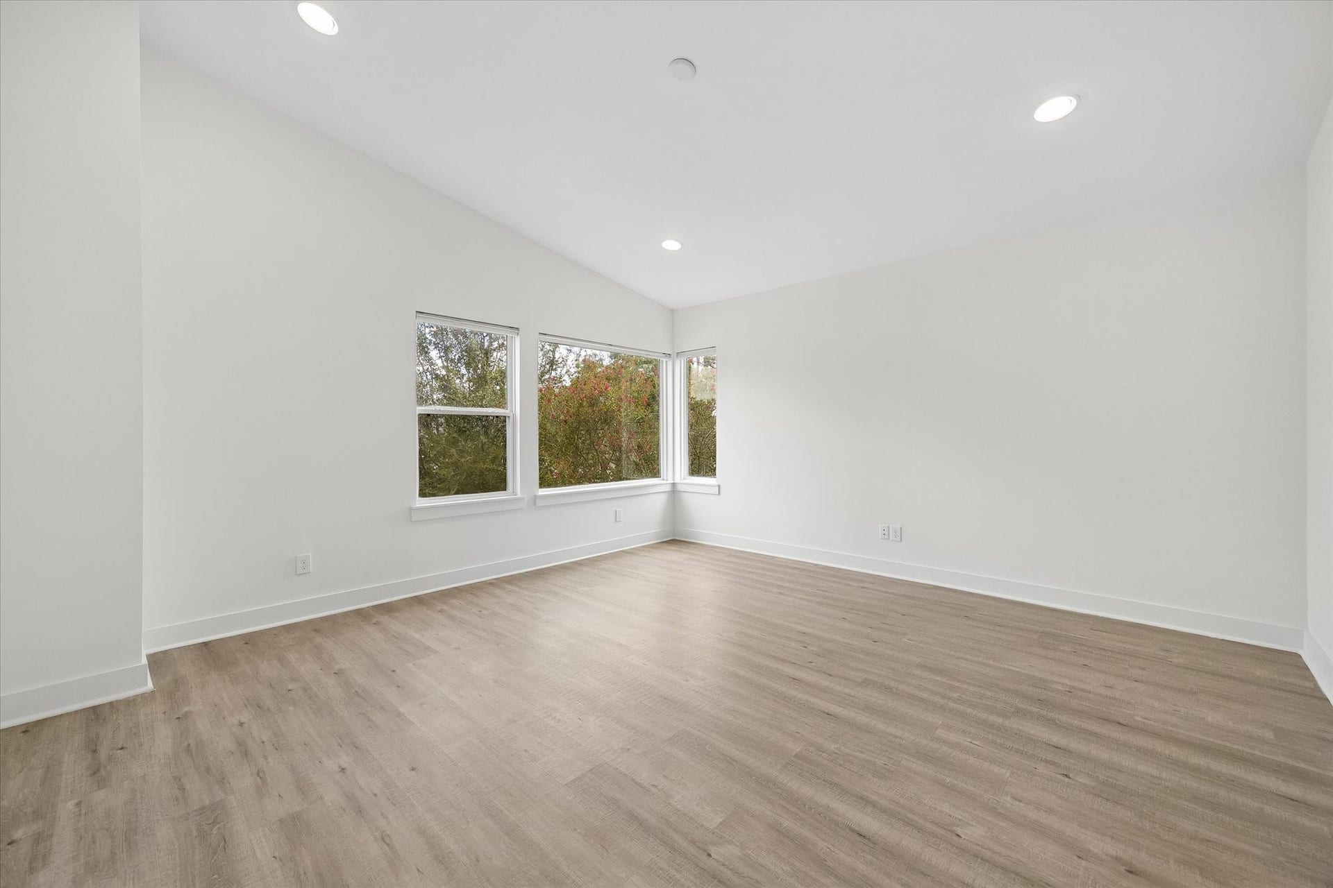 1111 Louise Street, Houston, TX 77009 1111 Louise Street, Houston, TX 77009