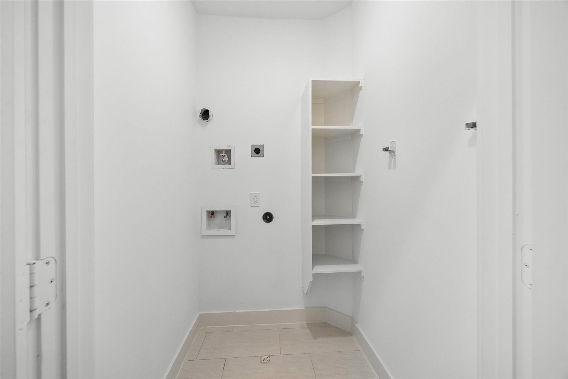 1111 Louise Street, Houston, TX 77009 1111 Louise Street, Houston, TX 77009