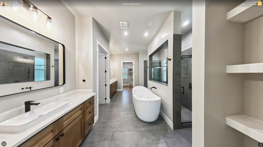 Property photo for 4 Lake Forest Drive, Conroe, TX