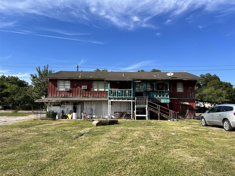 Property photo for 2602 East Crosstimbers Street, Houston, TX