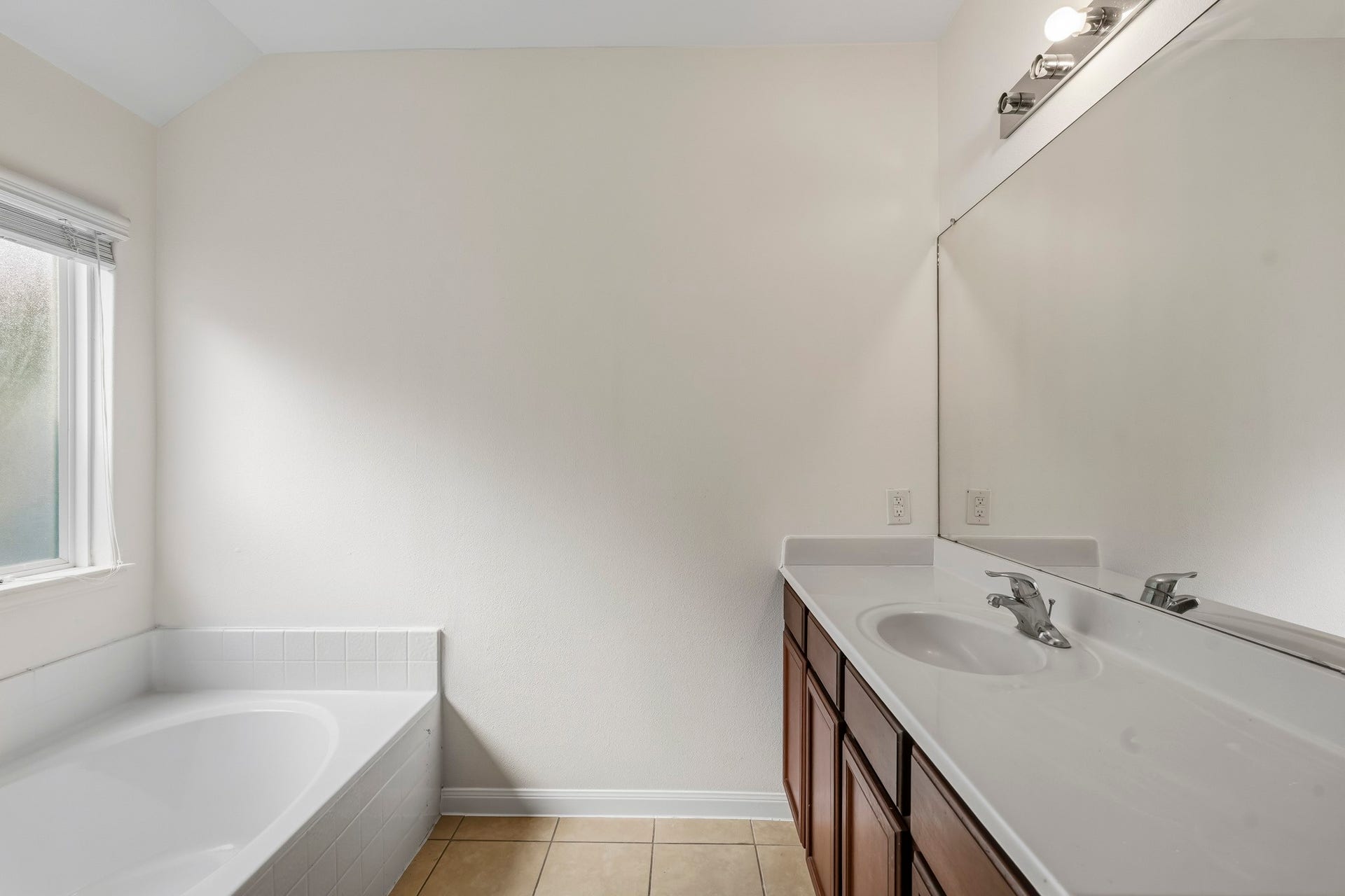 11020 Panther Court, Houston, TX 77099 11020 Panther Court, Houston, TX 77099