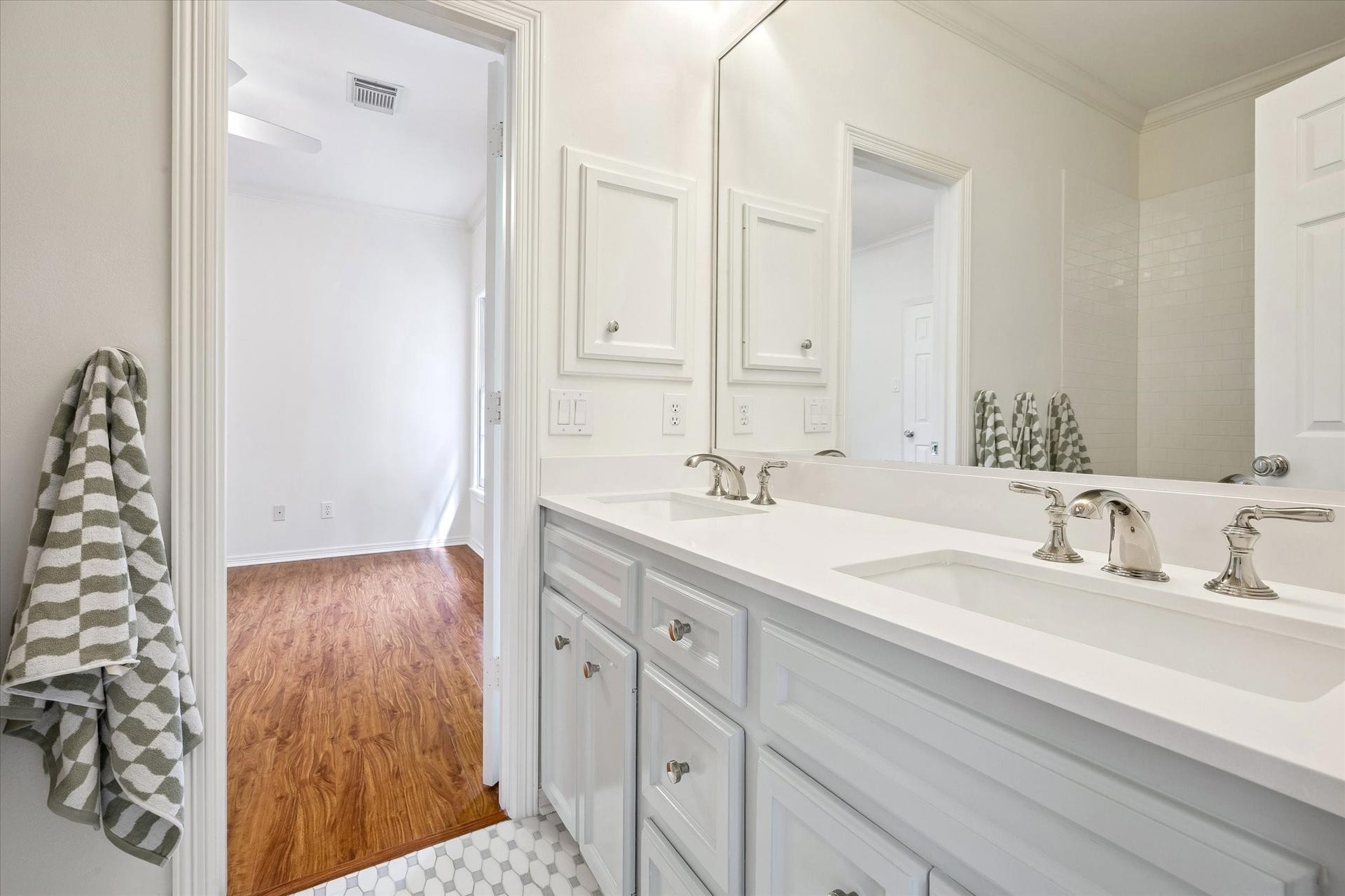 4012 Villanova Street, West University Place, TX 77005