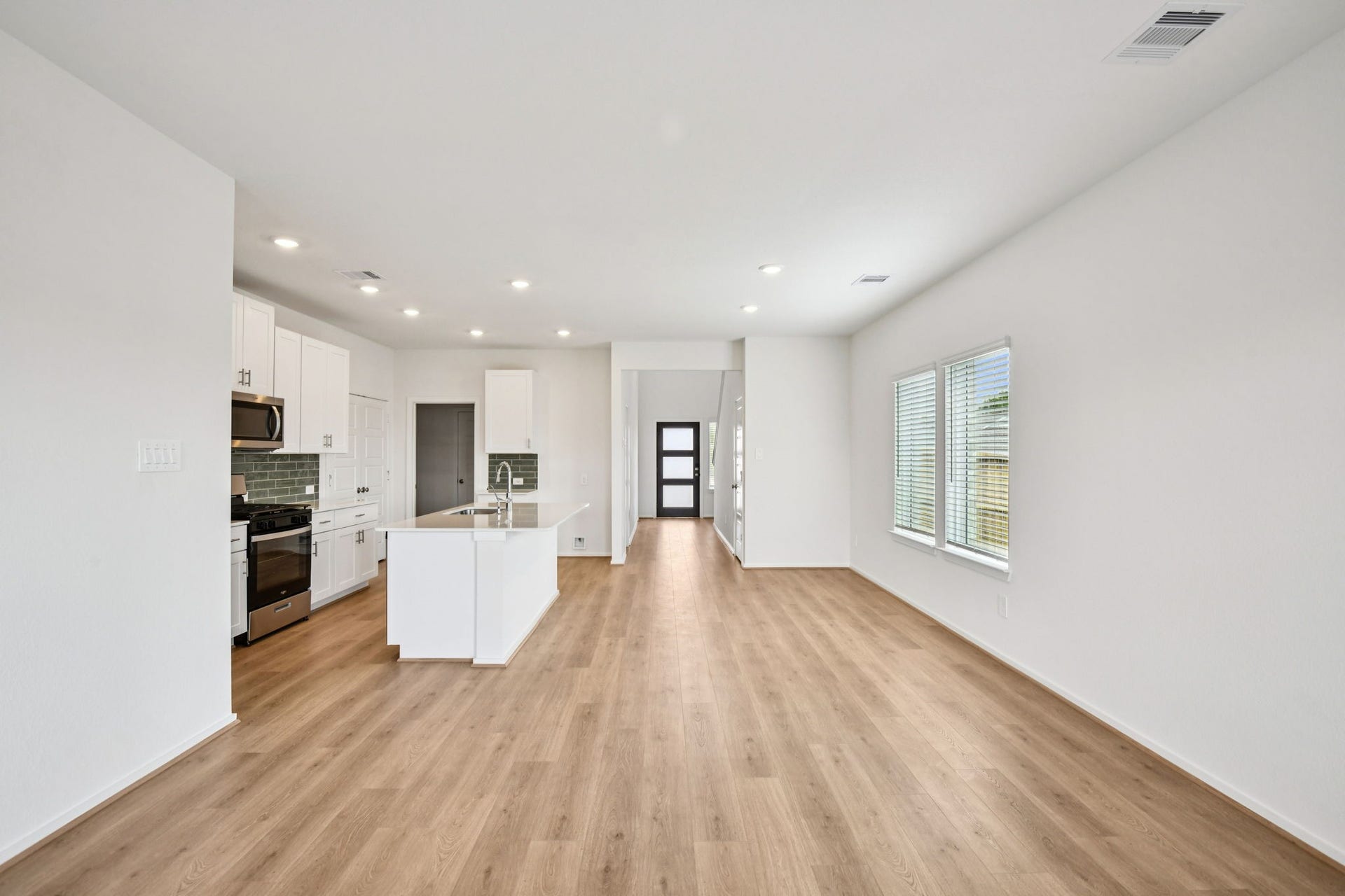 14227 Granger Pointe Lane, Conroe, TX 77302 14227 Granger Pointe Lane, Conroe, TX 77302
