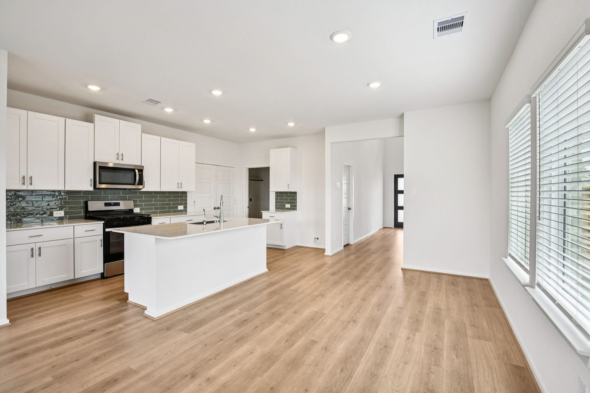 14227 Granger Pointe Lane, Conroe, TX 77302 14227 Granger Pointe Lane, Conroe, TX 77302