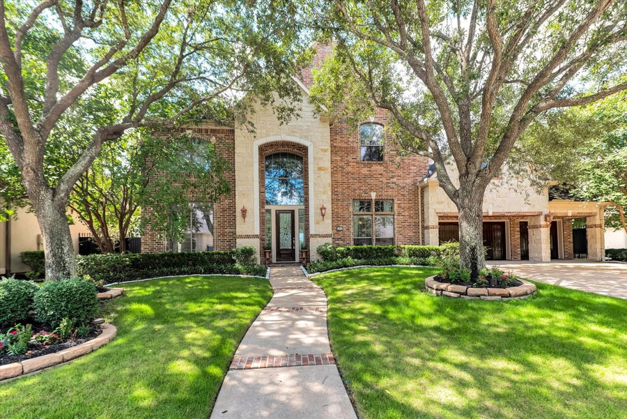 Property photo for 11415 Legend Manor Drive, Houston, TX