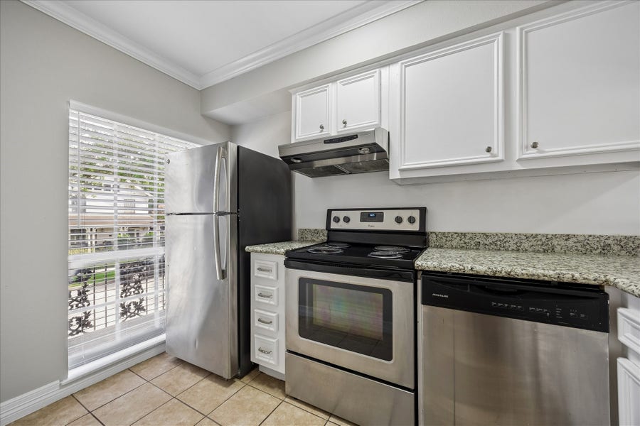 Property photo for 201 Emerson Street, #10, Houston, TX
