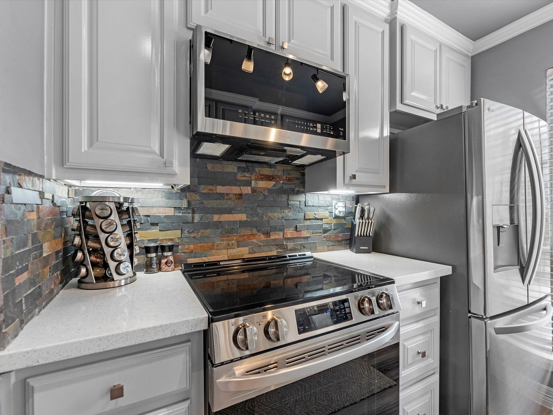 505 Westcott Street, #308, Houston, TX 77007