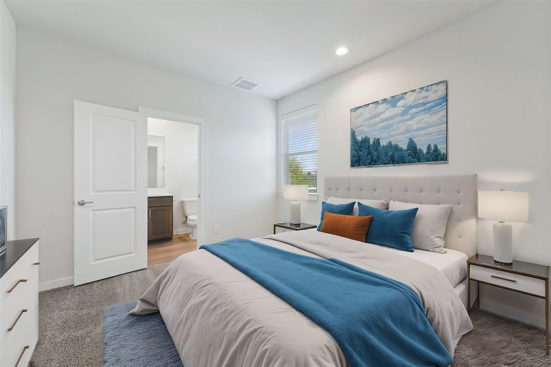 1013 Erin Street, #V, Houston, TX 77009 Secondary Bedroom 3rd Floor