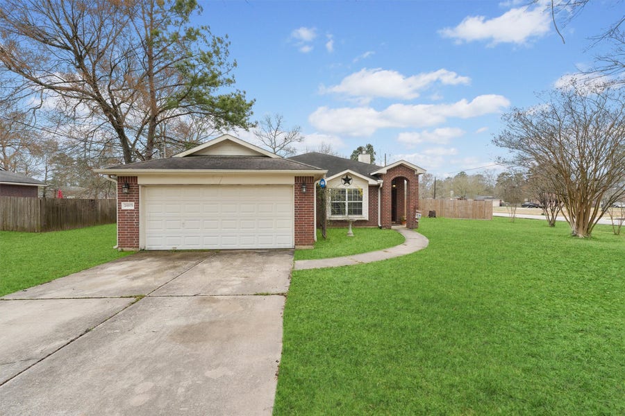 Property photo for 26975 Sabinal Trail, Magnolia, TX