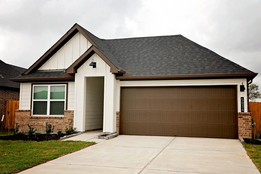 Property photo for 5034 Pine Haven Lane, Fresno, TX