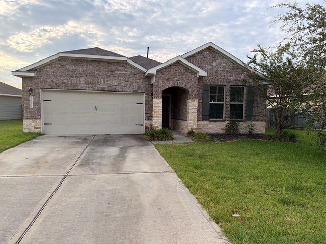 Property photo for 24814 Crimson Pine Drive, Houston, TX