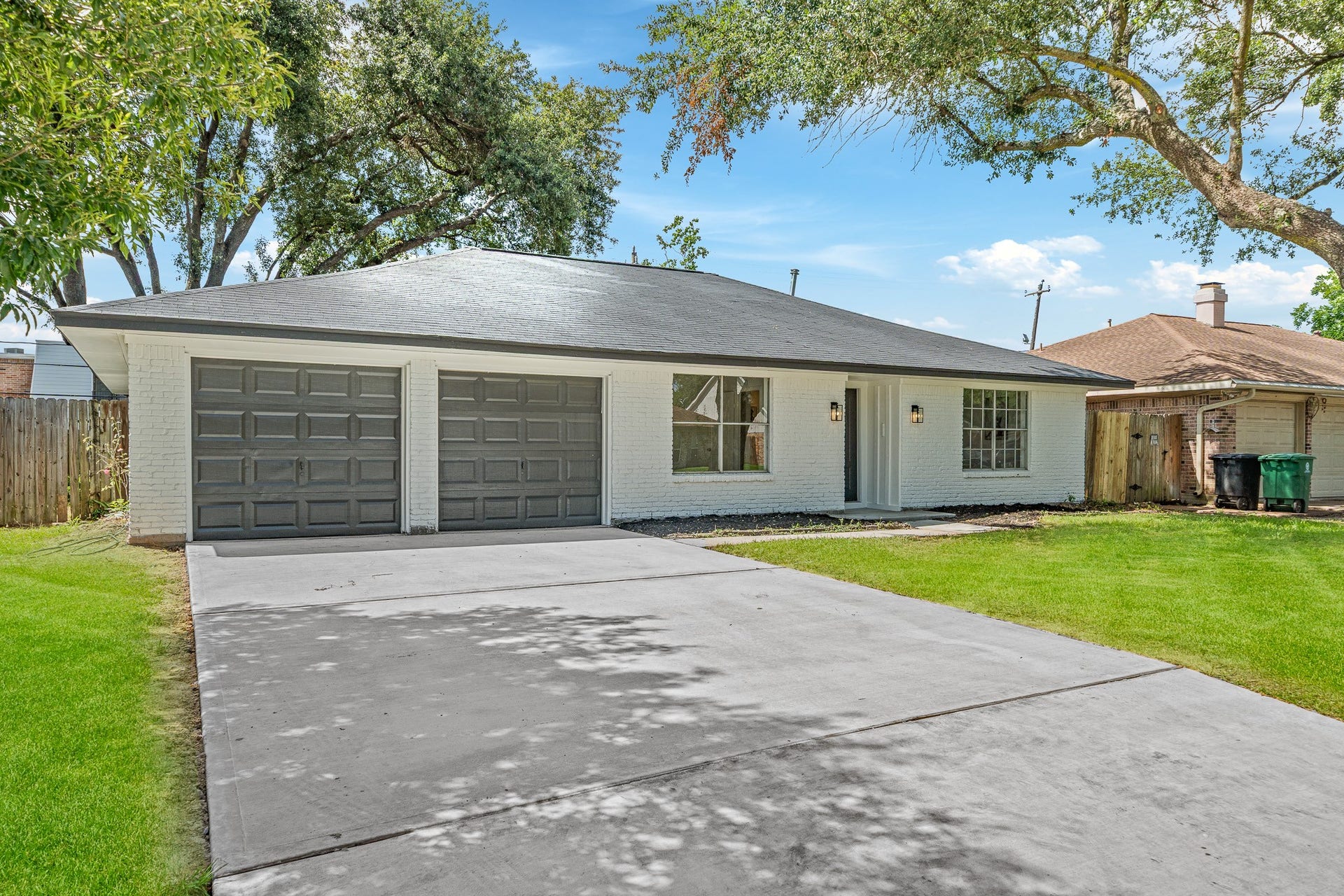 111 Princess Drive, Houston, TX 77034 111 Princess Drive, Houston, TX 77034