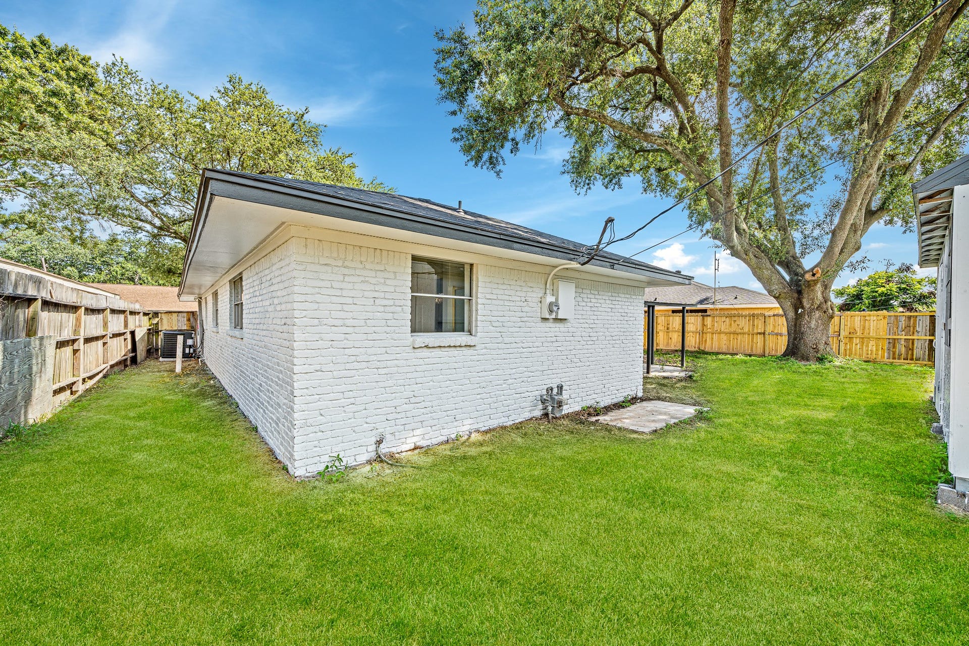 111 Princess Drive, Houston, TX 77034 111 Princess Drive, Houston, TX 77034
