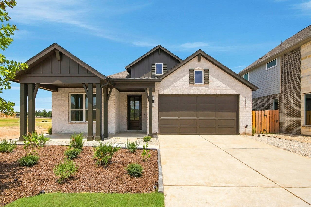2244 Vargas Street, Montgomery, TX 77316 2244 Vargas Street, Montgomery, TX 77316