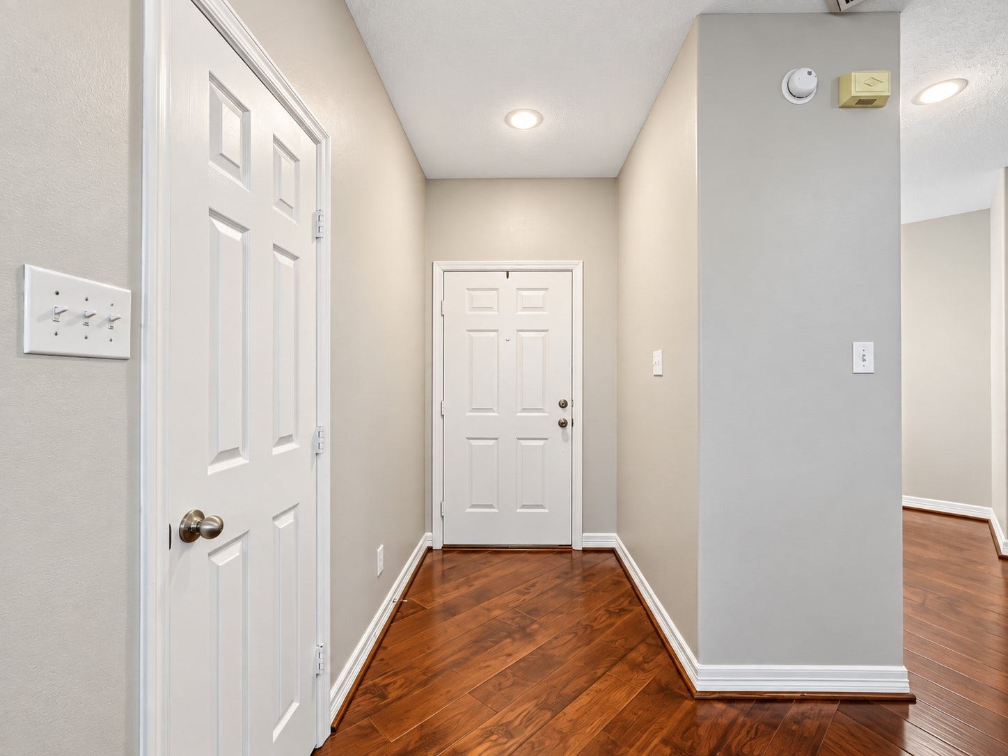 96 S Piper Trace, The Woodlands, TX 77381 96 S Piper Trace, The Woodlands, TX 77381