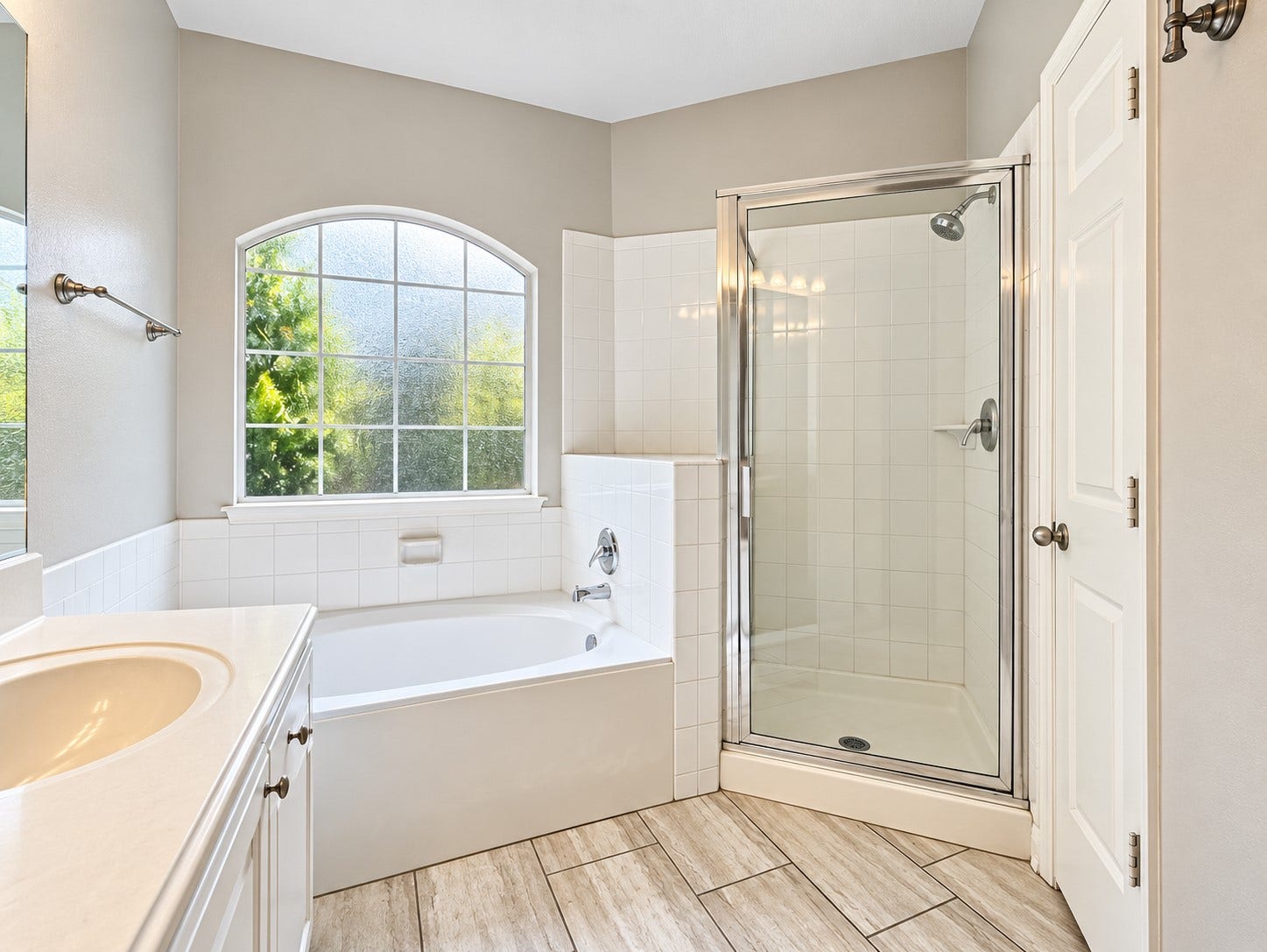 96 S Piper Trace, The Woodlands, TX 77381 96 S Piper Trace, The Woodlands, TX 77381
