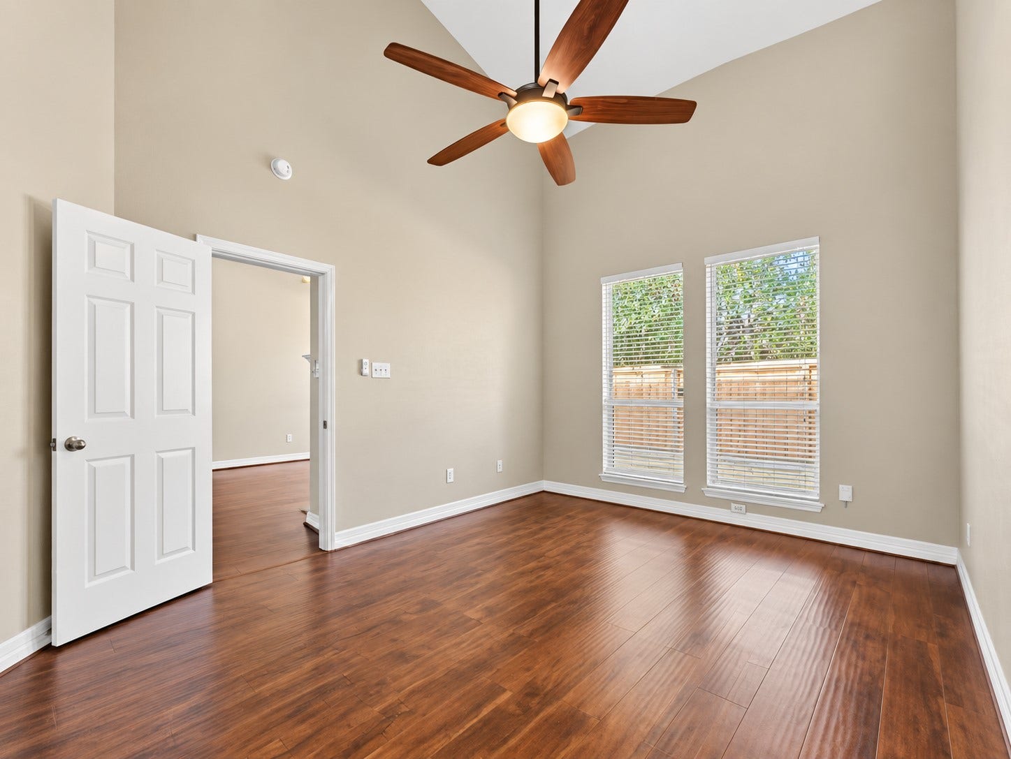 96 S Piper Trace, The Woodlands, TX 77381 96 S Piper Trace, The Woodlands, TX 77381
