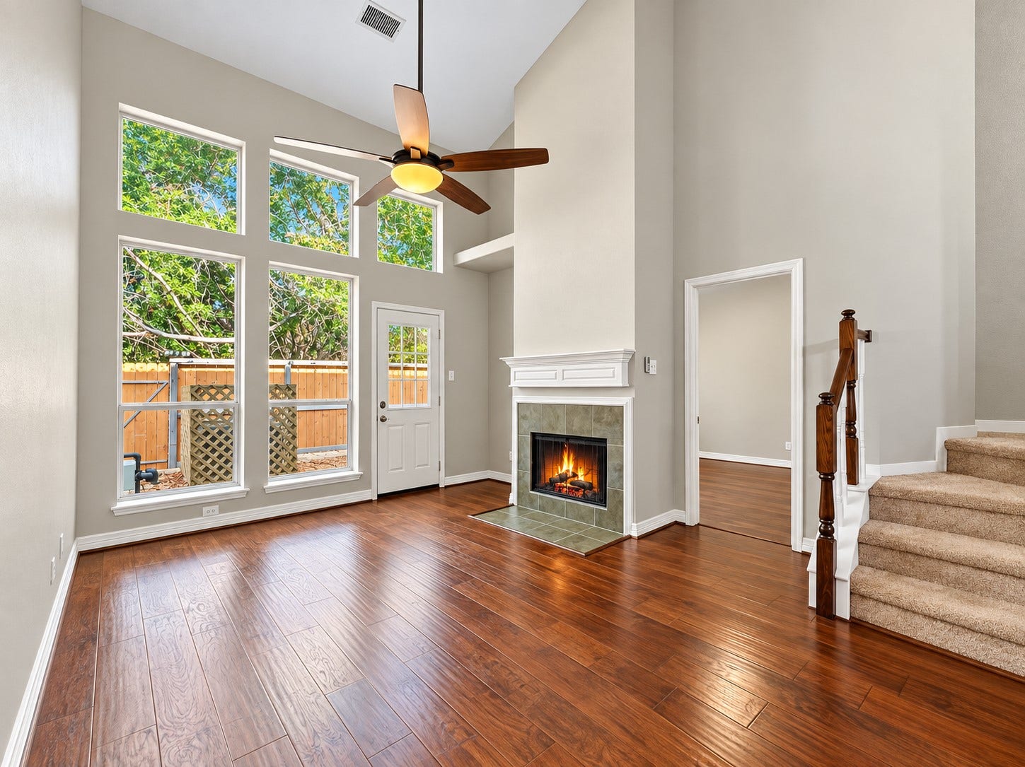 96 S Piper Trace, The Woodlands, TX 77381 96 S Piper Trace, The Woodlands, TX 77381