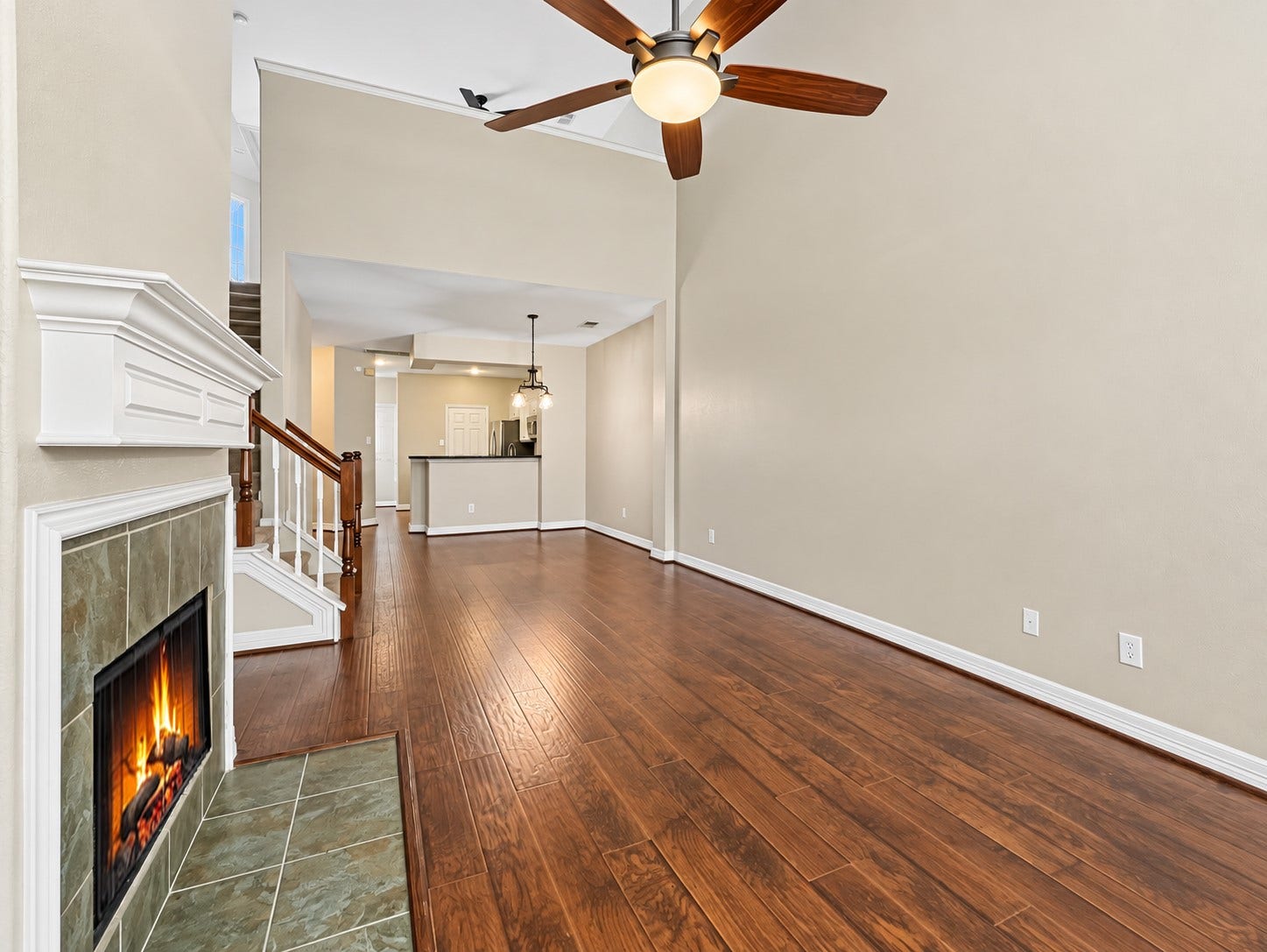 96 S Piper Trace, The Woodlands, TX 77381 96 S Piper Trace, The Woodlands, TX 77381