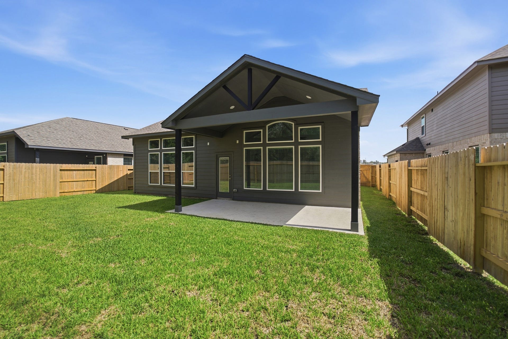 2818 River Juniper Lane, Crosby, TX 77532 2818 River Juniper Lane, Crosby, TX 77532