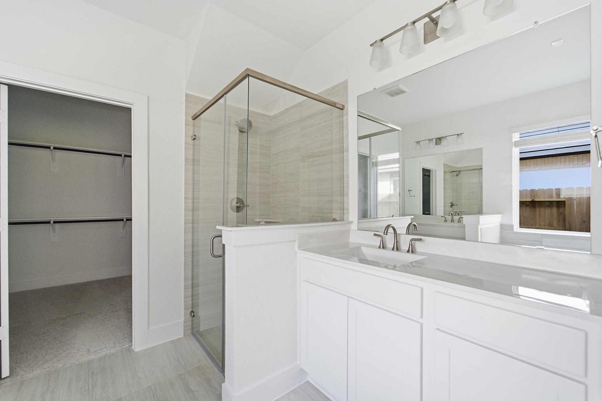 2818 River Juniper Lane, Crosby, TX 77532 2818 River Juniper Lane, Crosby, TX 77532