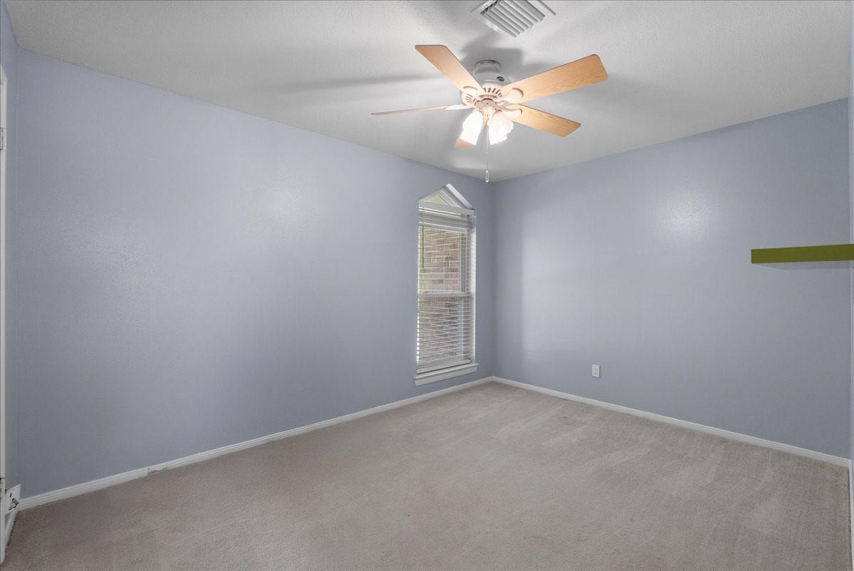 1016 Glenshannon Avenue, Friendswood, TX 77546 1016 Glenshannon Avenue, Friendswood, TX 77546