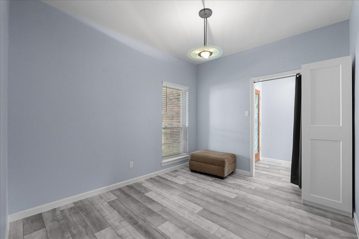 1016 Glenshannon Avenue, Friendswood, TX 77546 1016 Glenshannon Avenue, Friendswood, TX 77546
