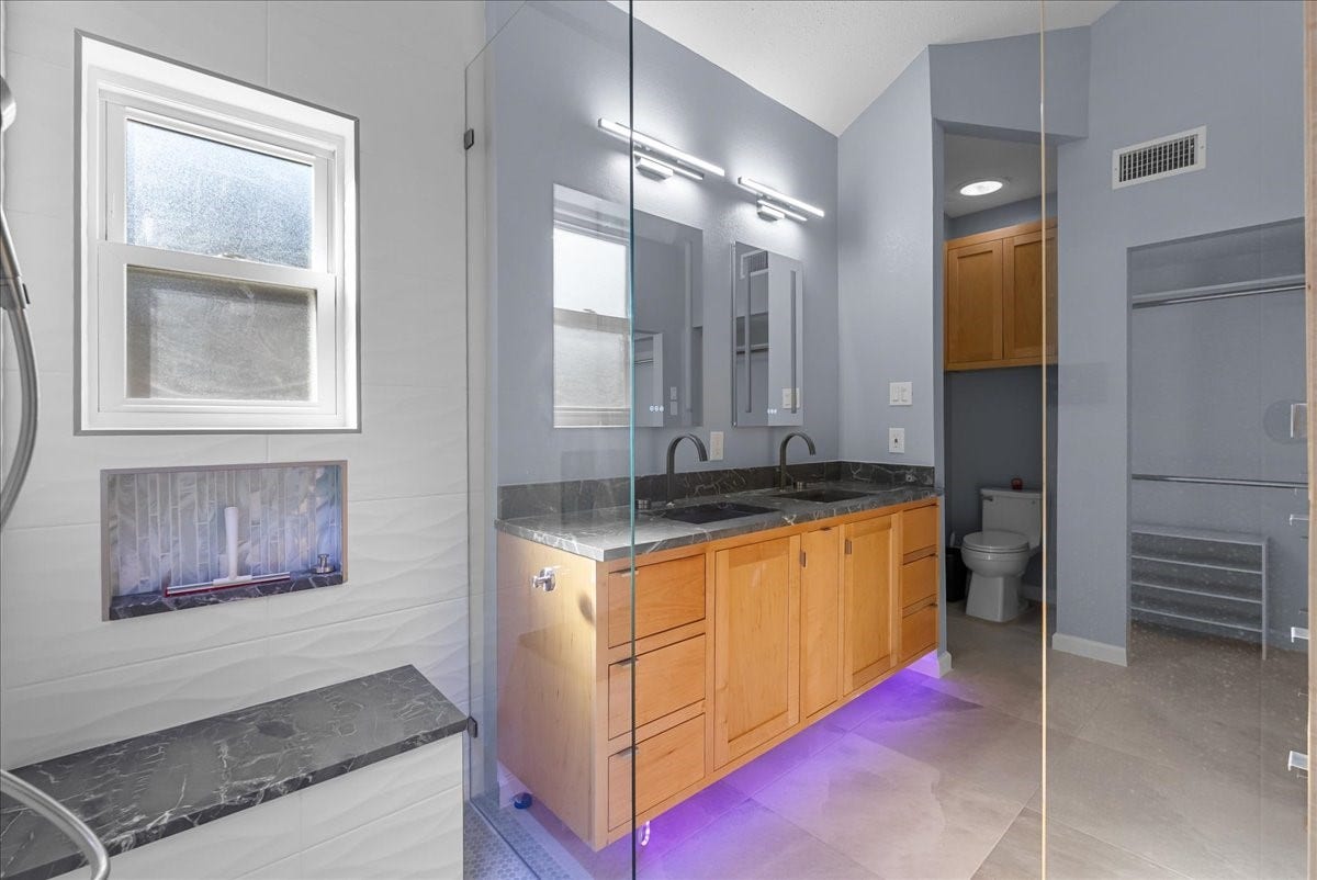 1016 Glenshannon Avenue, Friendswood, TX 77546 1016 Glenshannon Avenue, Friendswood, TX 77546