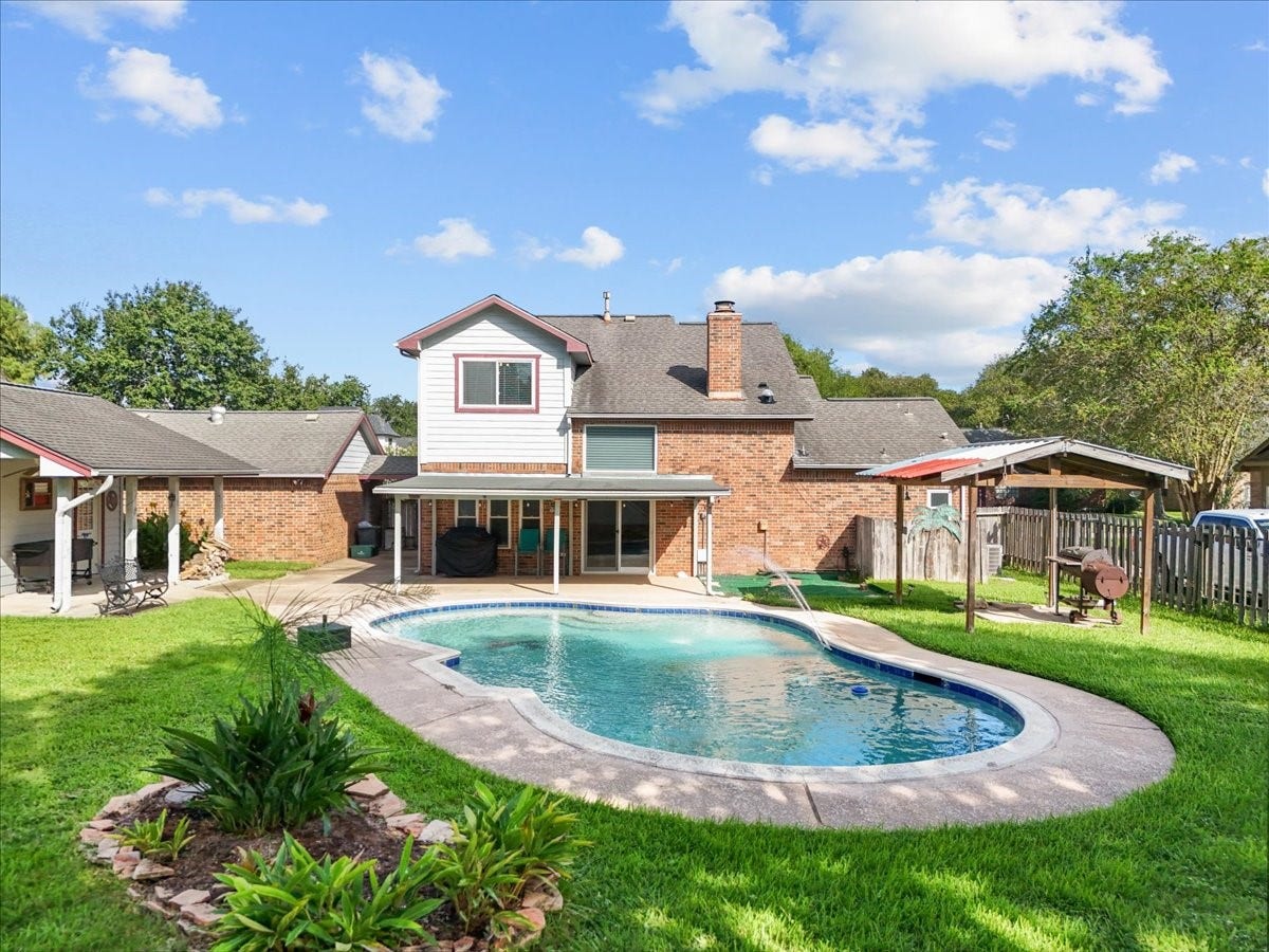 1016 Glenshannon Avenue, Friendswood, TX 77546 1016 Glenshannon Avenue, Friendswood, TX 77546