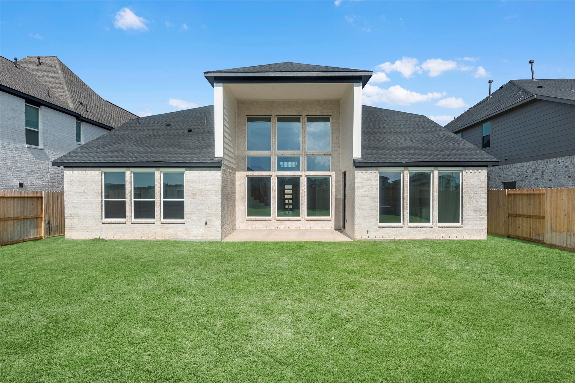 31514 Fern Grove Road, Fulshear, TX 77423 Representative image; features, selections and colors may vary.
