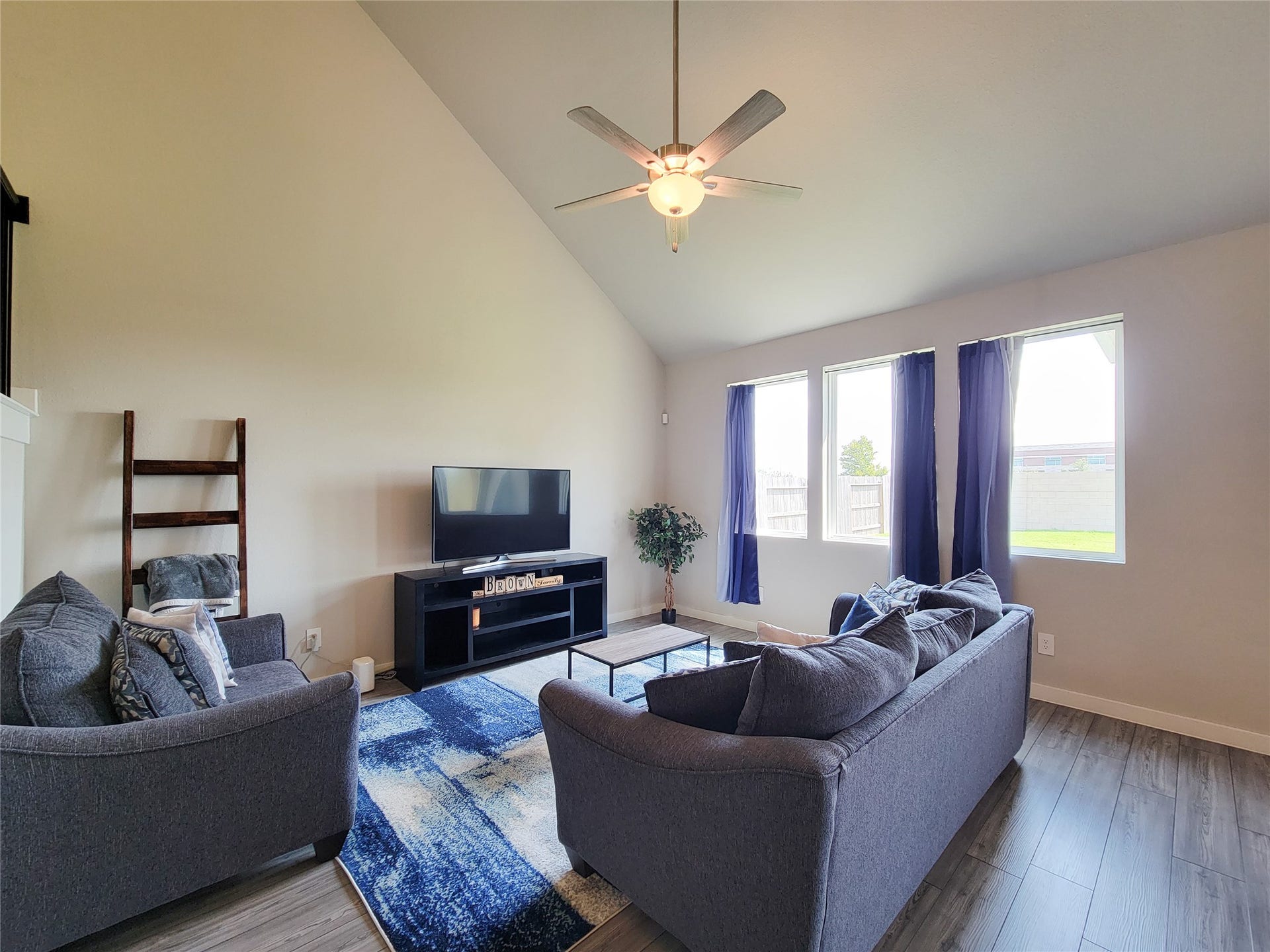 10843 Bodie Hills Drive, Rosharon, TX 77583 10843 Bodie Hills Drive, Rosharon, TX 77583