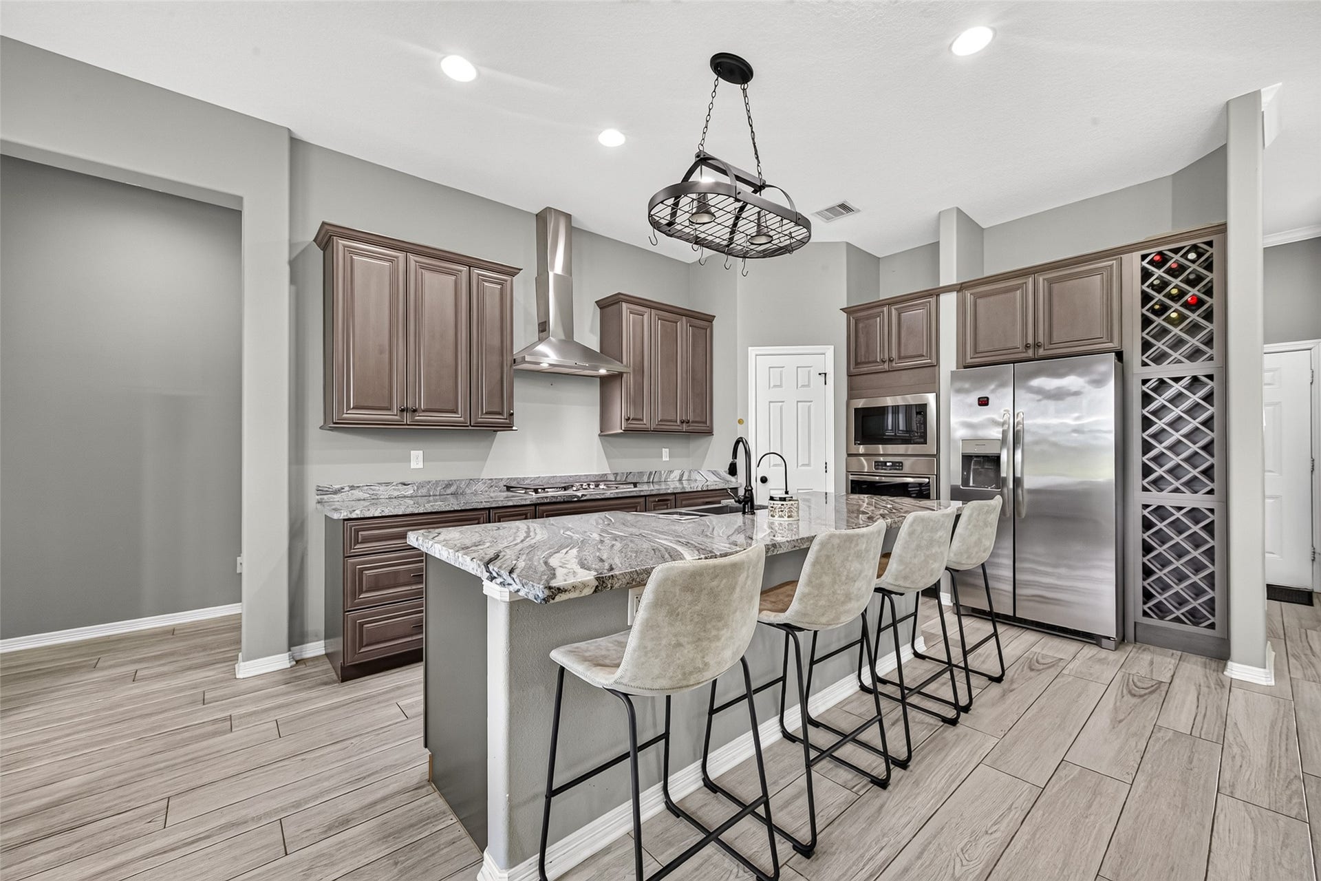 2926 Horse Trail Drive, Rosharon, TX 77583 2926 Horse Trail Drive, Rosharon, TX 77583