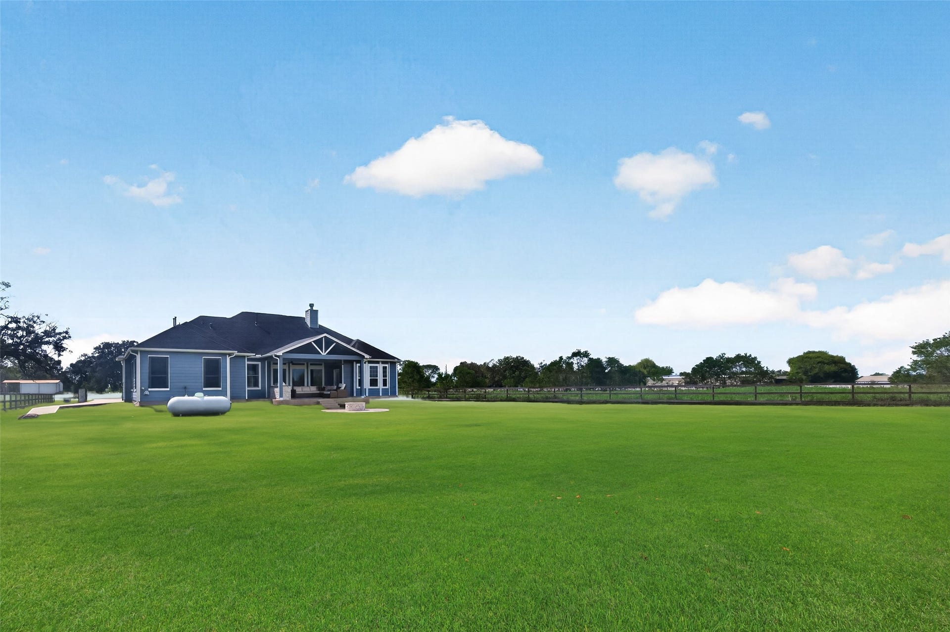 2926 Horse Trail Drive, Rosharon, TX 77583 2926 Horse Trail Drive, Rosharon, TX 77583