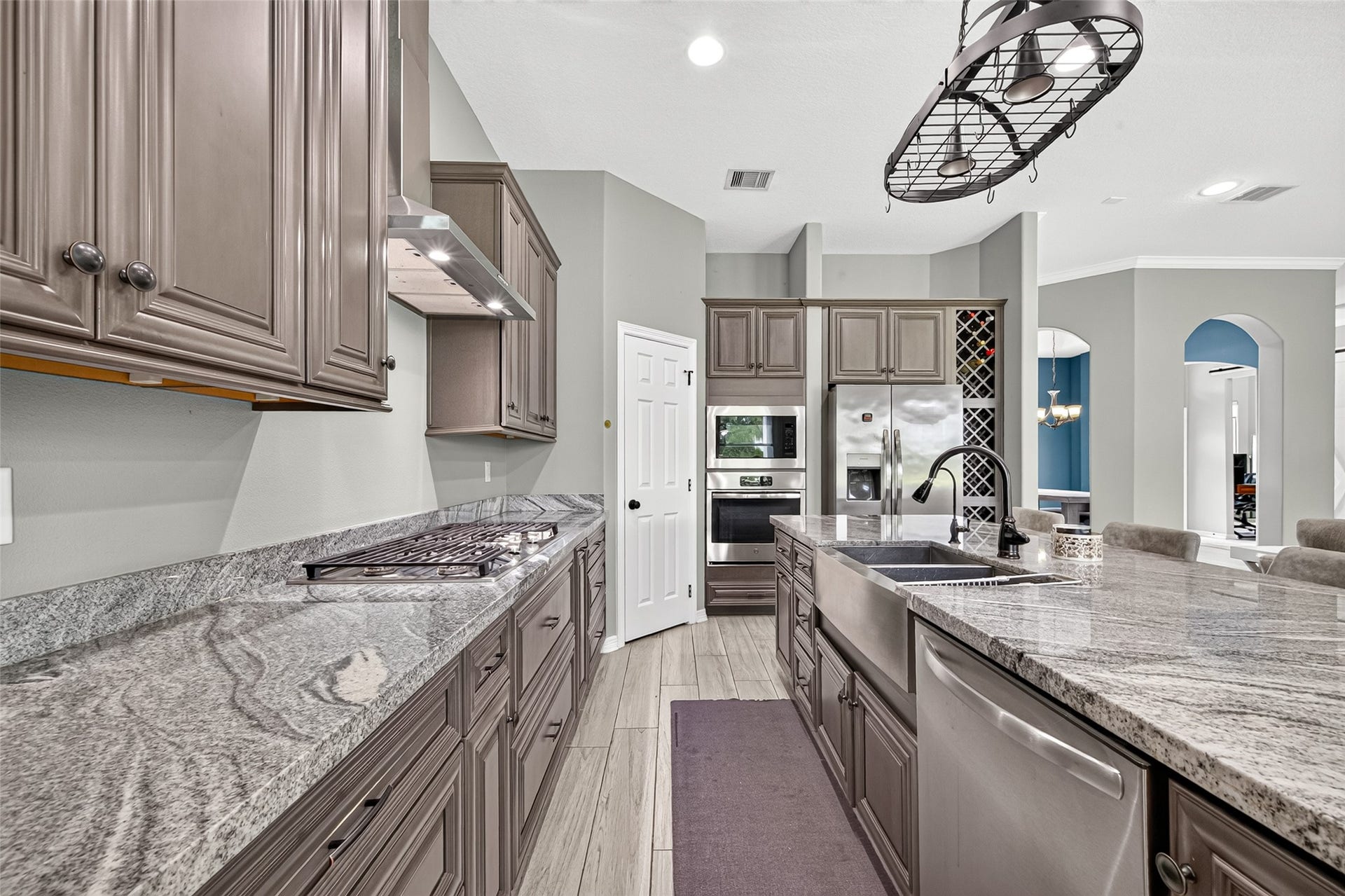 2926 Horse Trail Drive, Rosharon, TX 77583 2926 Horse Trail Drive, Rosharon, TX 77583