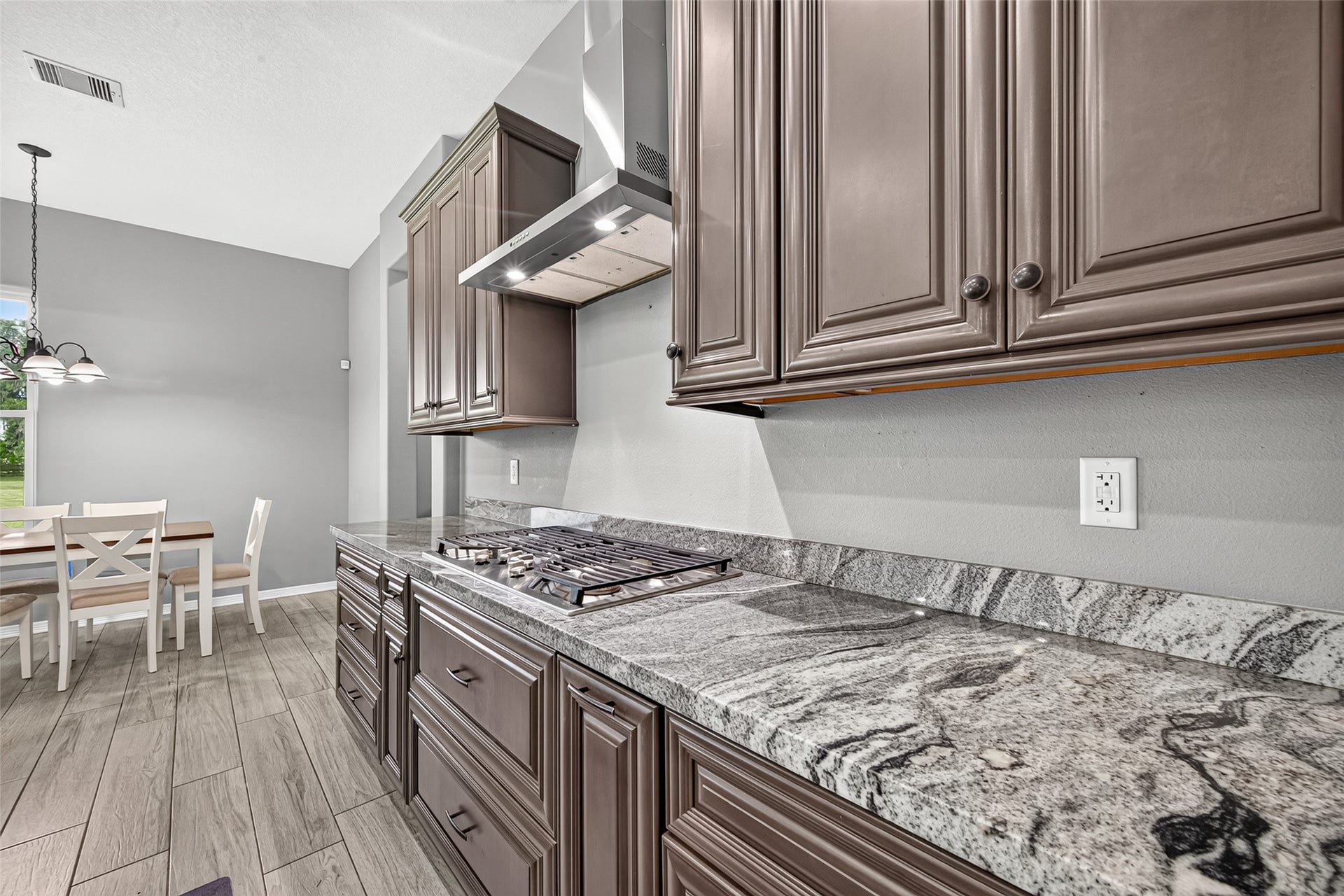 2926 Horse Trail Drive, Rosharon, TX 77583 2926 Horse Trail Drive, Rosharon, TX 77583