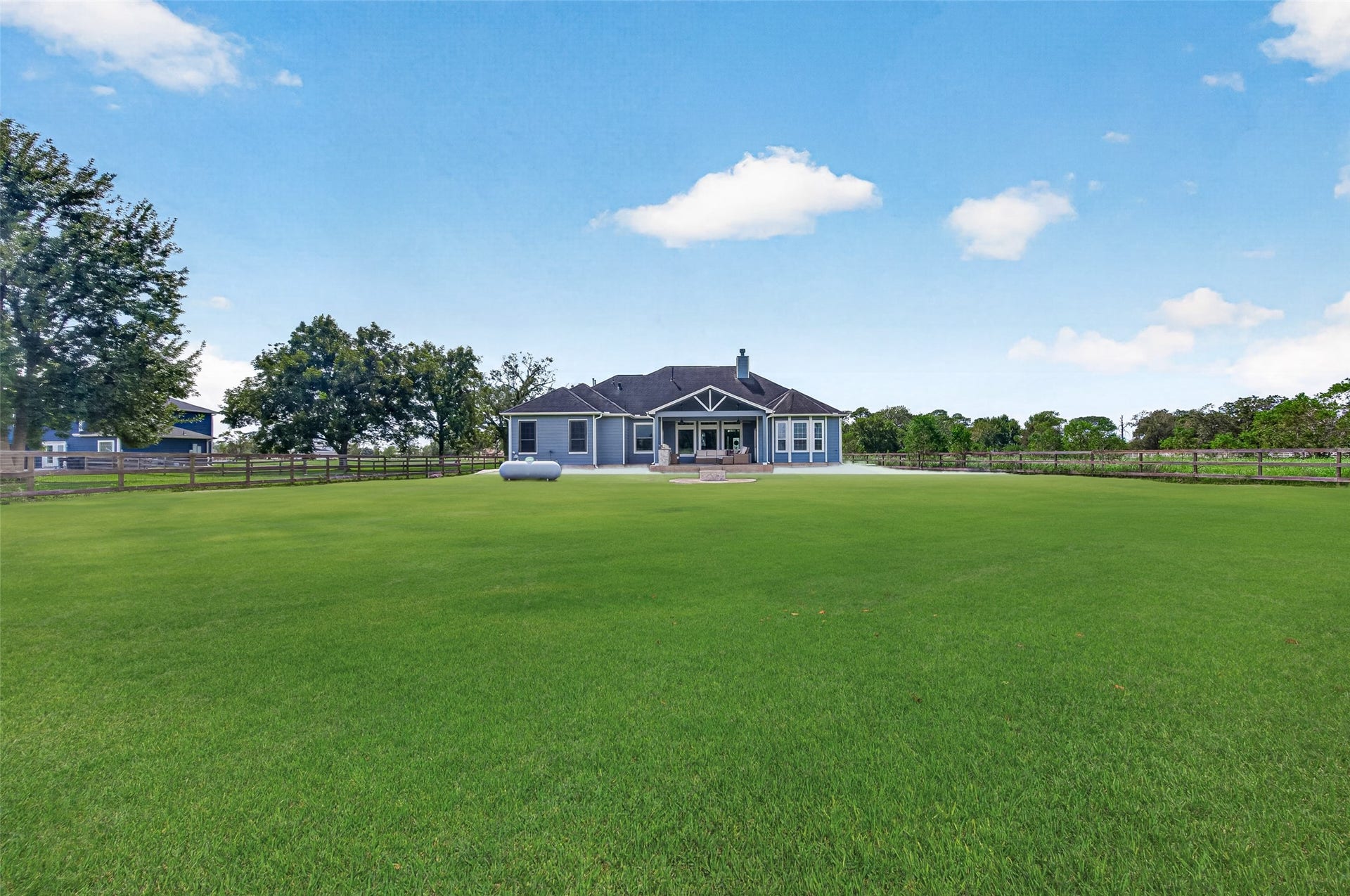 2926 Horse Trail Drive, Rosharon, TX 77583 2926 Horse Trail Drive, Rosharon, TX 77583