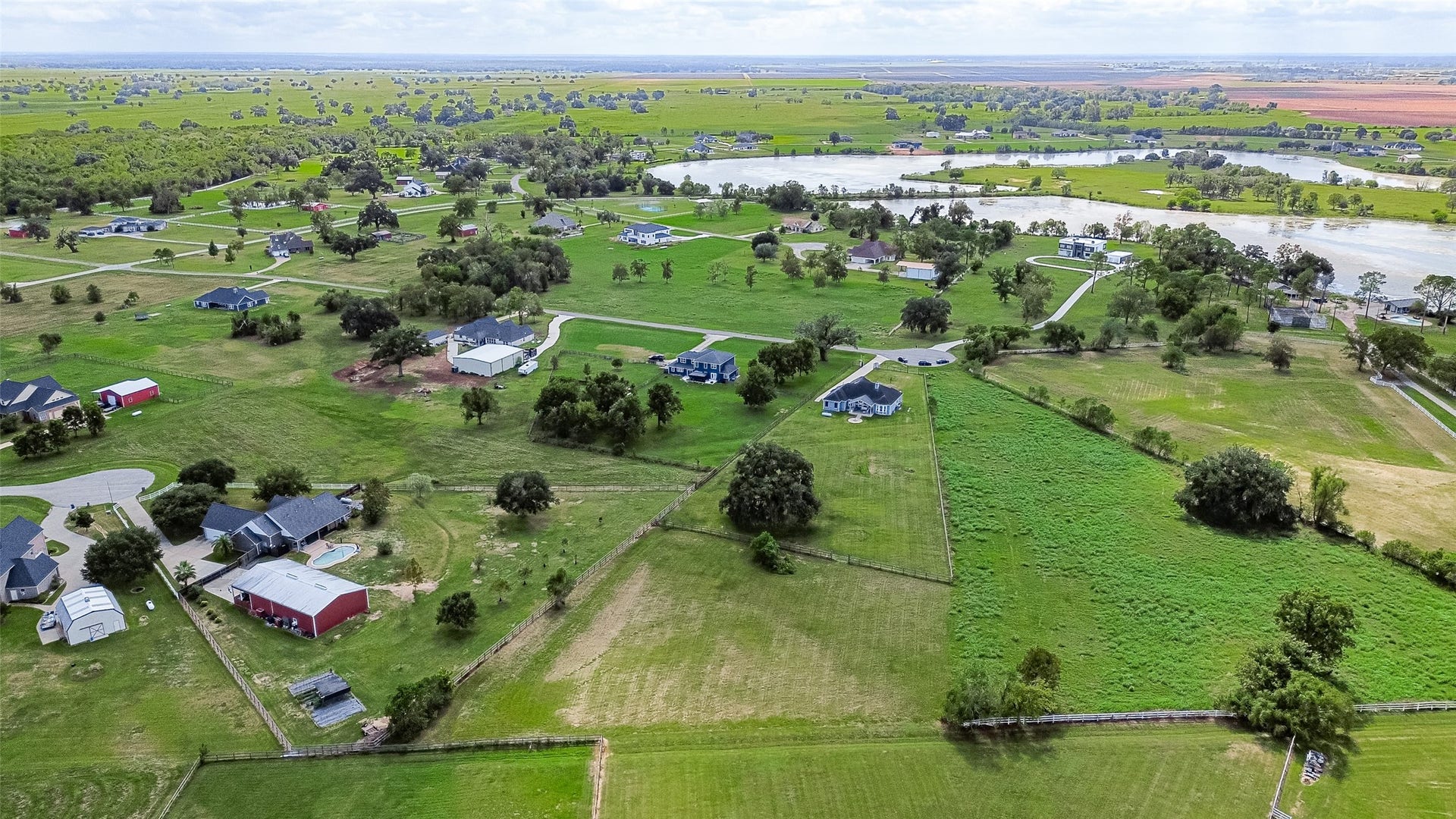 2926 Horse Trail Drive, Rosharon, TX 77583 2926 Horse Trail Drive, Rosharon, TX 77583