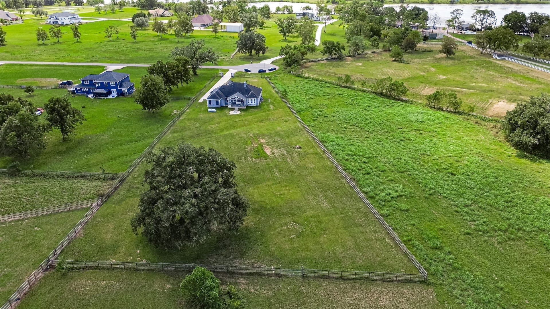 2926 Horse Trail Drive, Rosharon, TX 77583 2926 Horse Trail Drive, Rosharon, TX 77583