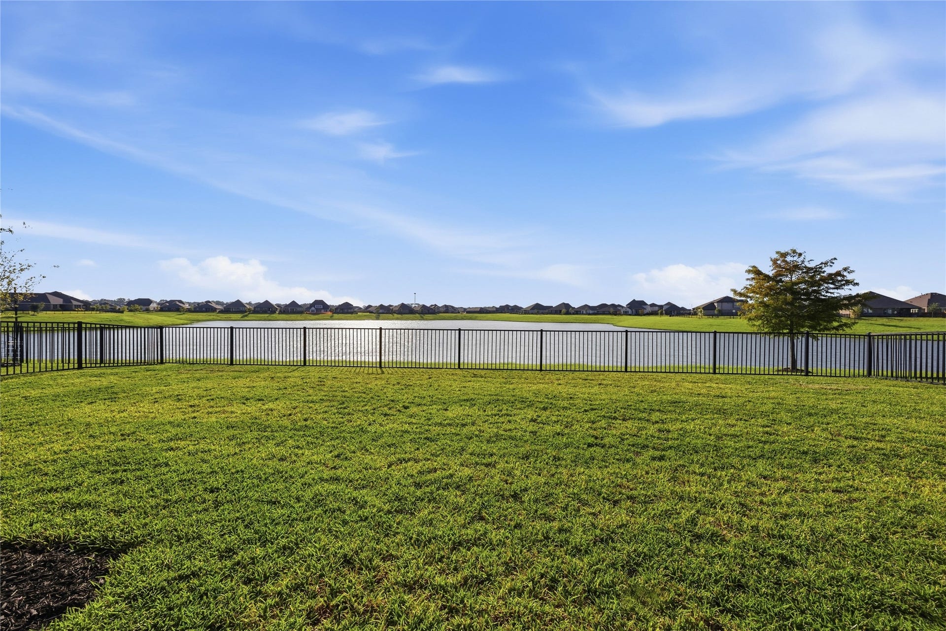 2517 Lago Costa Drive, Texas City, TX 77568 2517 Lago Costa Drive, Texas City, TX 77568