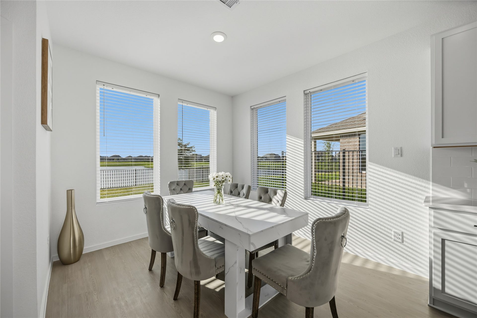 2517 Lago Costa Drive, Texas City, TX 77568 2517 Lago Costa Drive, Texas City, TX 77568